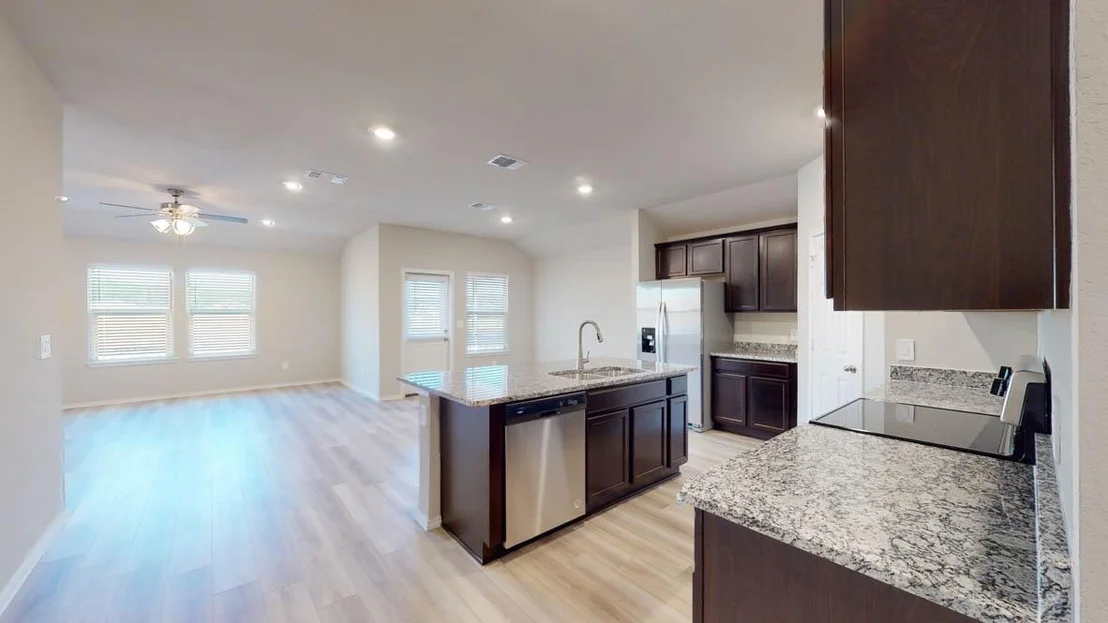 Photo of 575 Hector LOOP