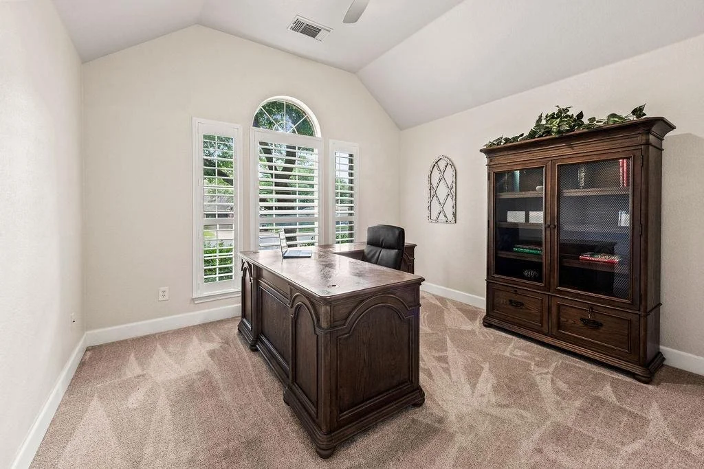 Photo of 4221 N Summercrest LOOP