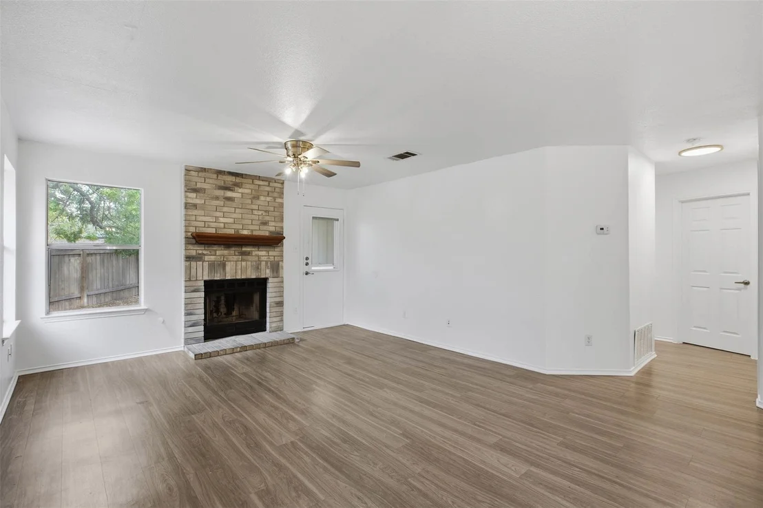 Photo of 1206 Garden Path DR