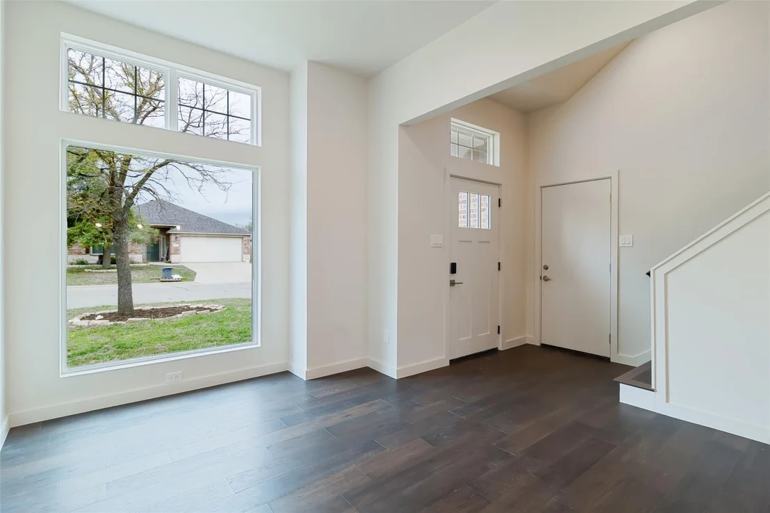 Photo of 7916 Hawthorn