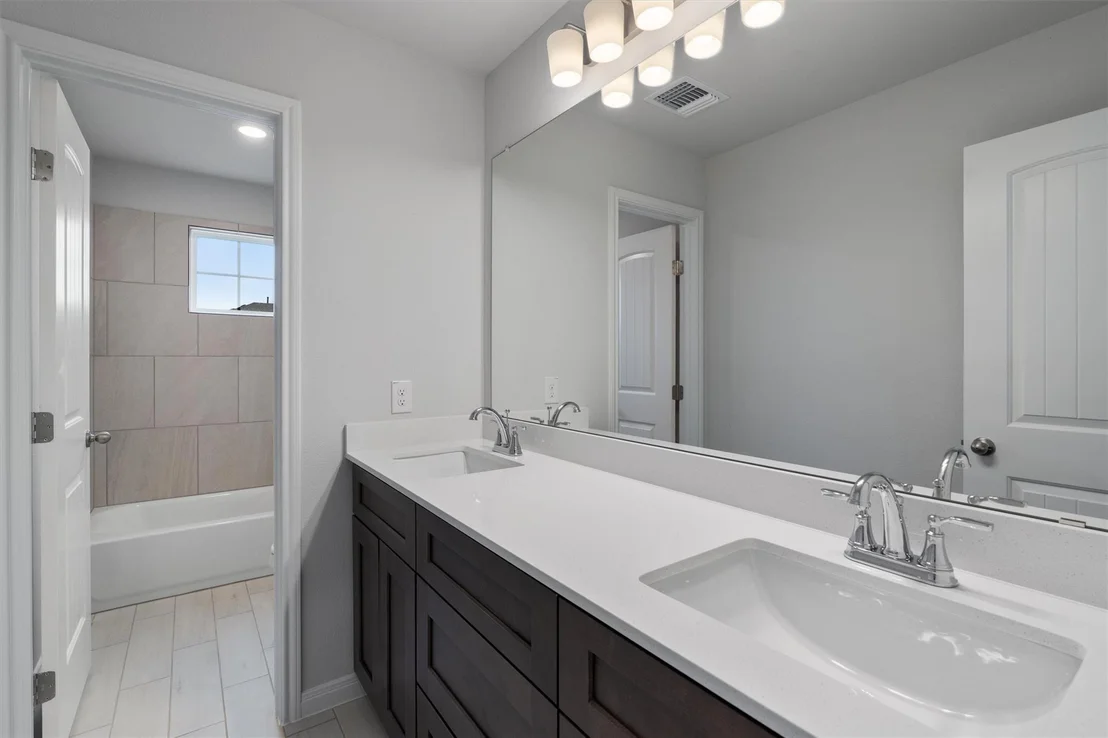Photo of 313 Stellar Wind DR