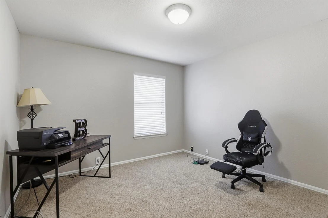 Photo of 353 King Elder LN