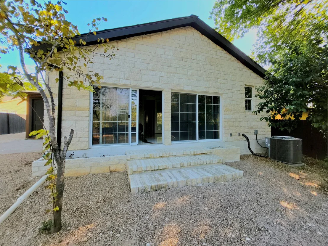 Photo of 2201 Teri RD