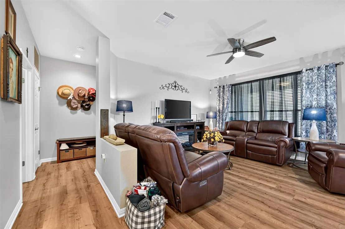 Photo of 104 Purple Sage DR