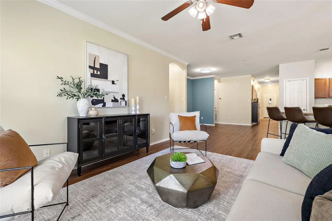 Photo of 303 Northern TRL