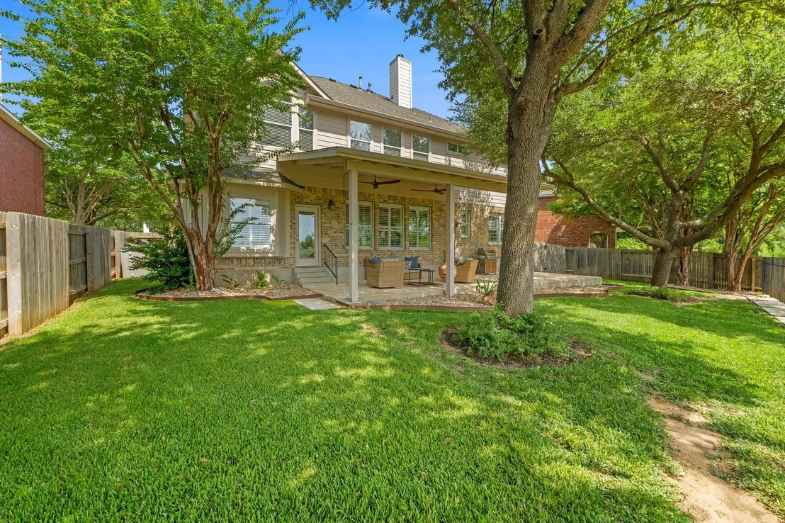 Photo of 1104 Camden CV