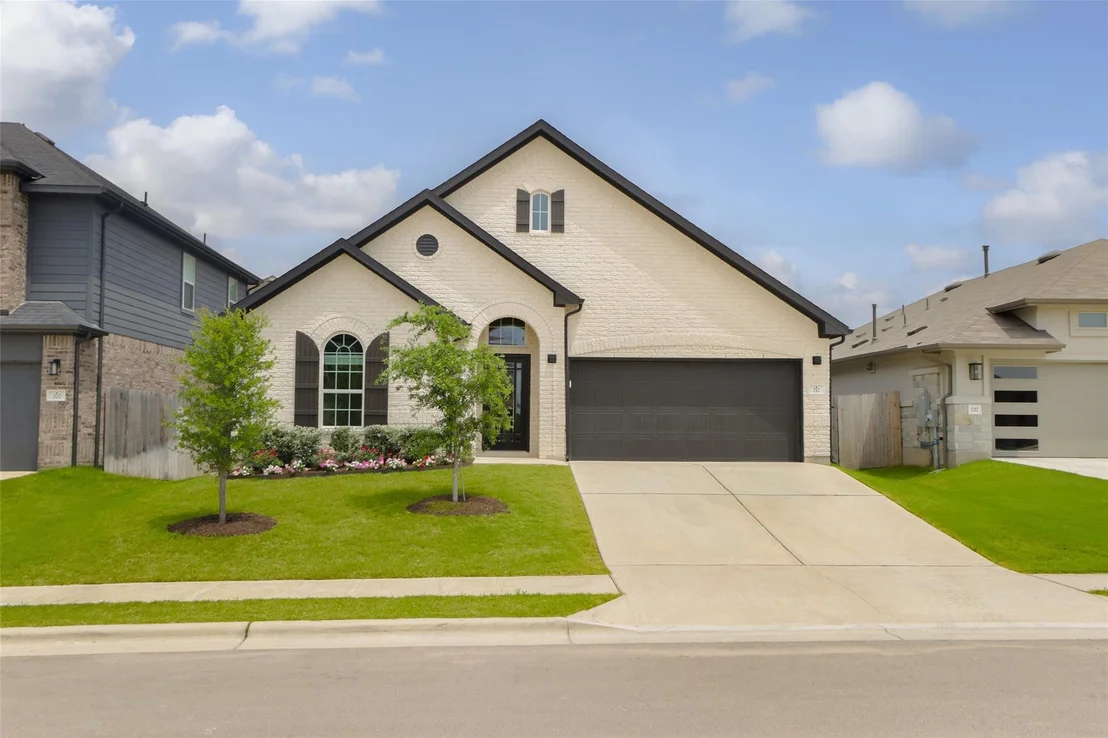 Photo of 717 Sugar Cane RD