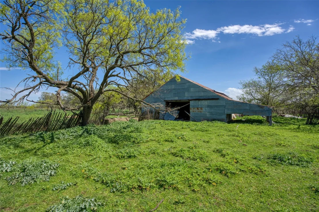 Photo of 4121 County Road 2719