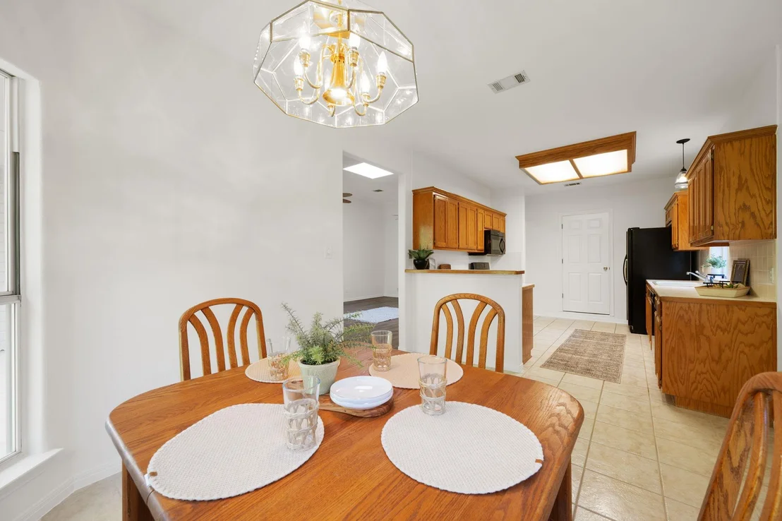 Photo of 1005 Briargate DR