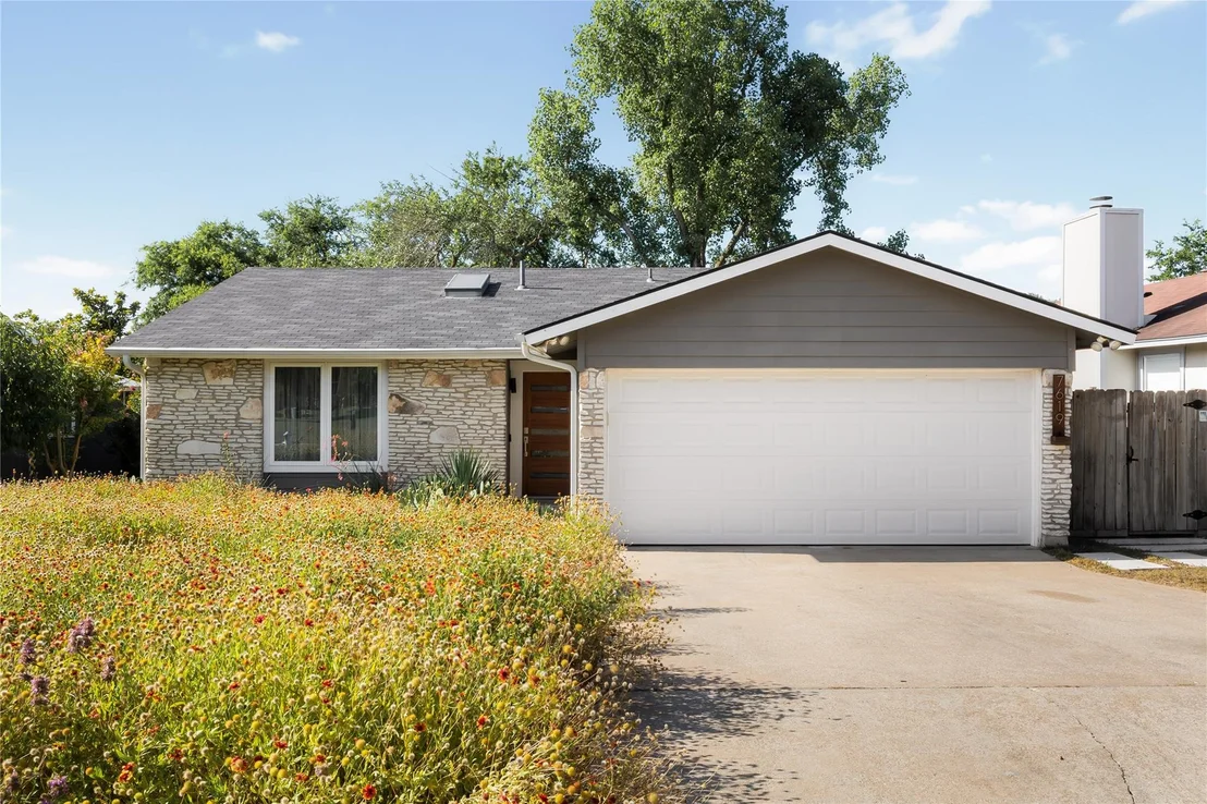 Photo of 7619 Scenic Brook DR