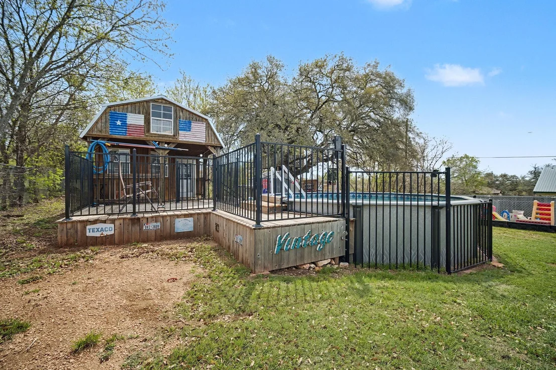 Photo of 103 Oak Ridge CIR
