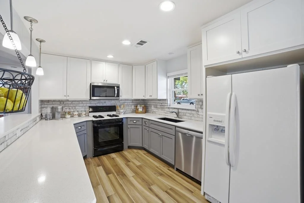 Photo of 2006 Mimosa DR