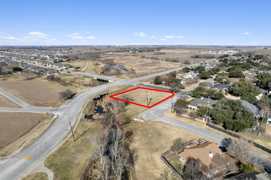 Photo of 3949 Pinehurst DR