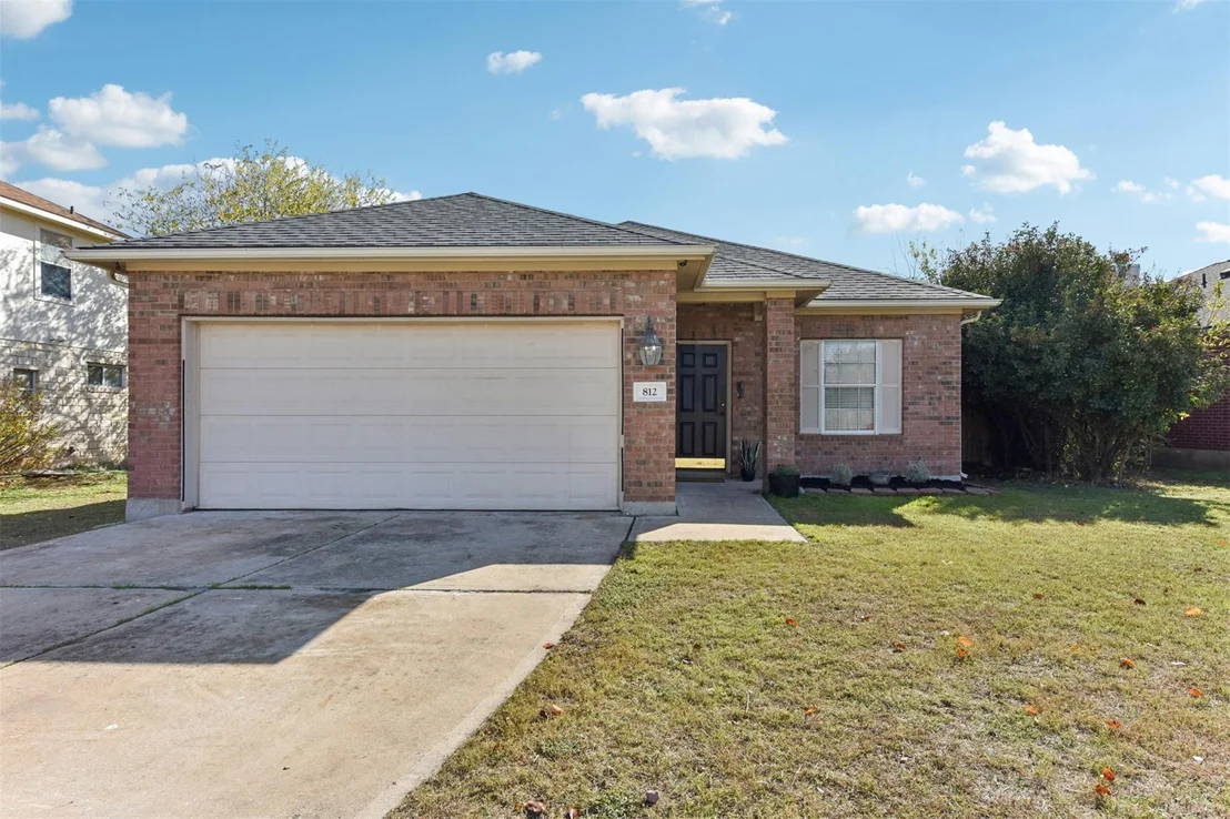 Photo of 812 Northcreek BLVD