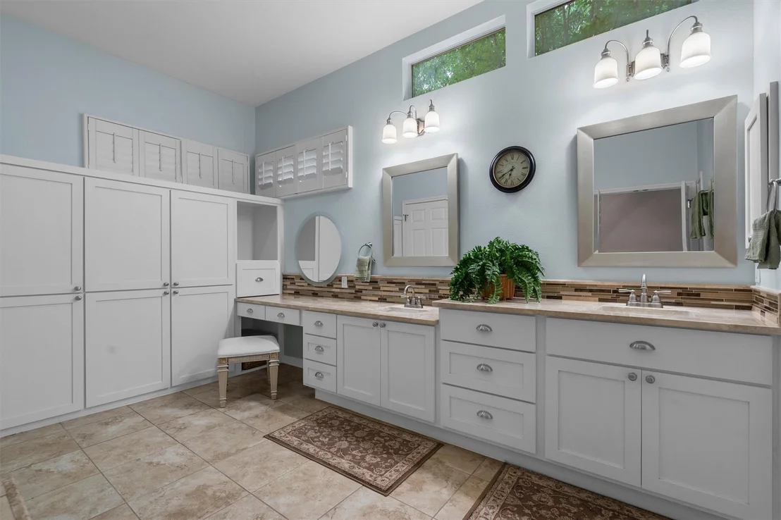 Photo of 106 Swallowtail CIR