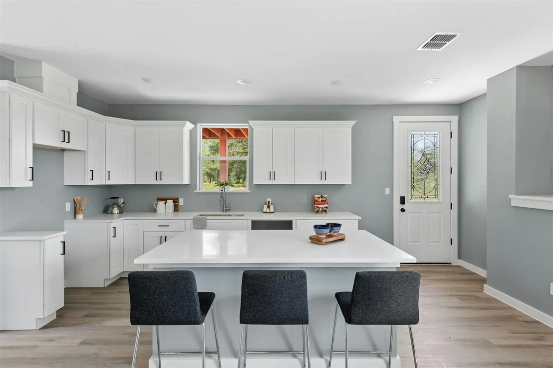 Photo of 3705 Callihan RD