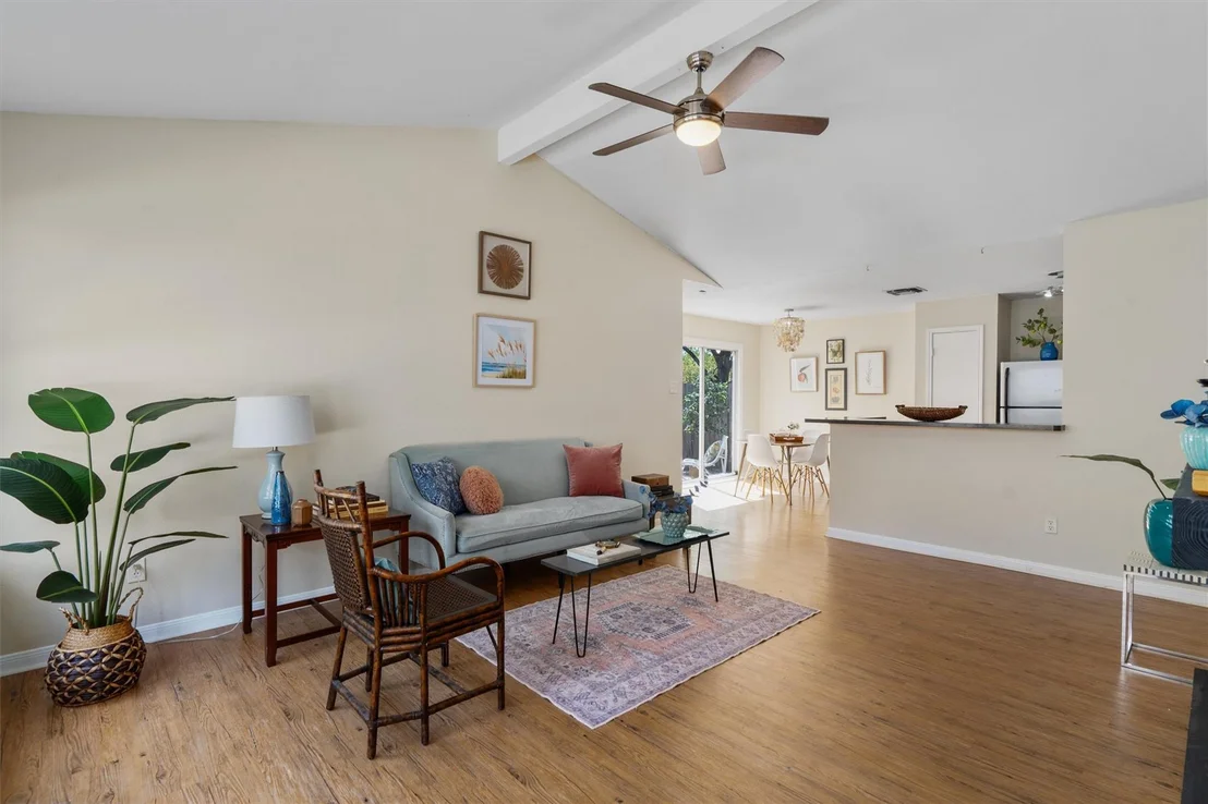 Photo of 1809 Heatherglen LN