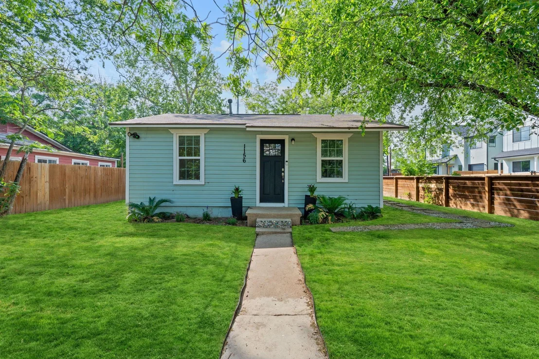 Photo of 1156 Nickols Ave