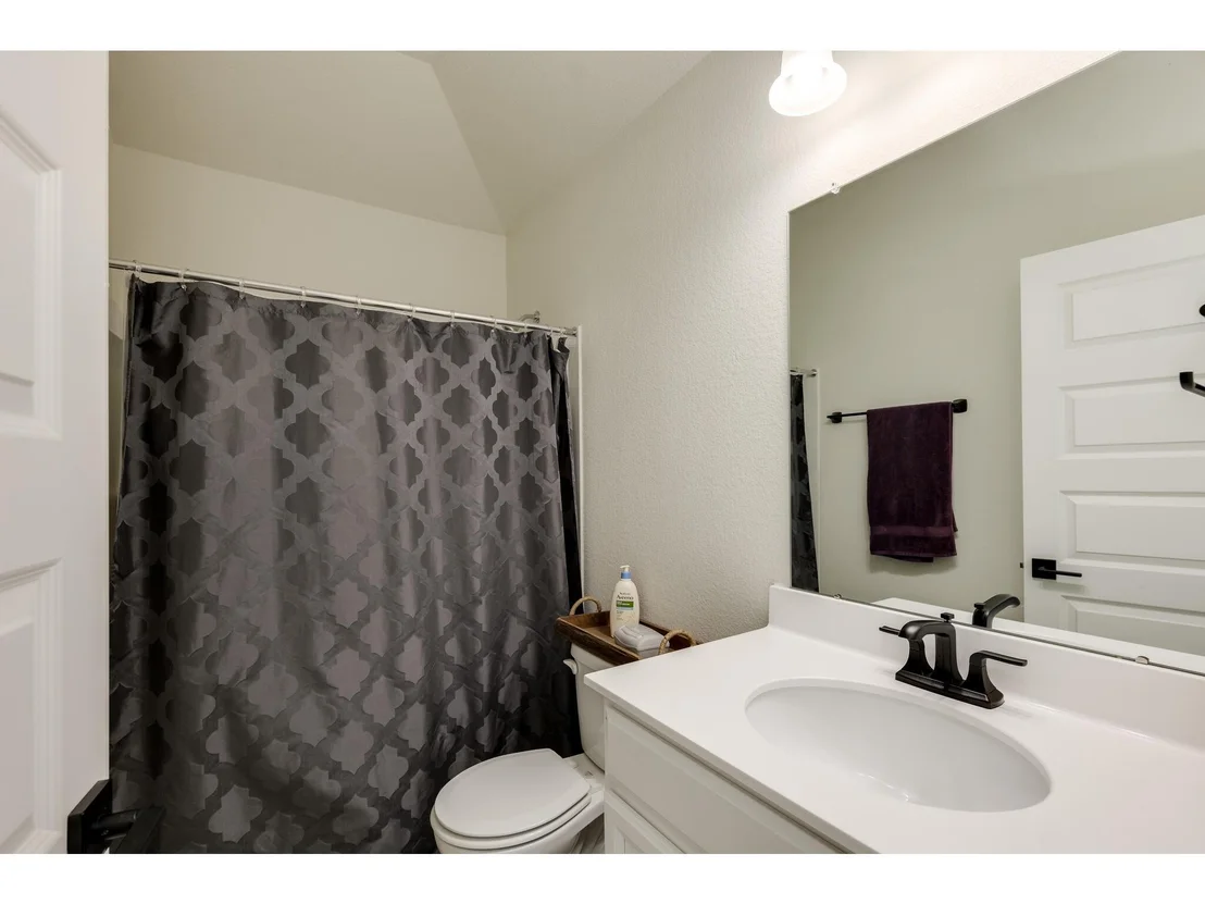 Photo of 1645 Humble Live DR