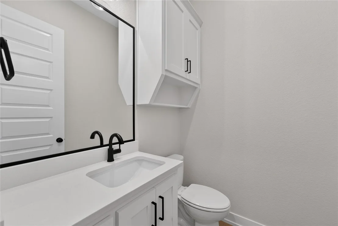 Photo of 101 Lakeview CT