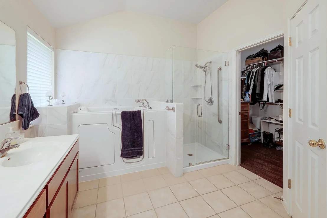 Photo of 210 Buoy CIR