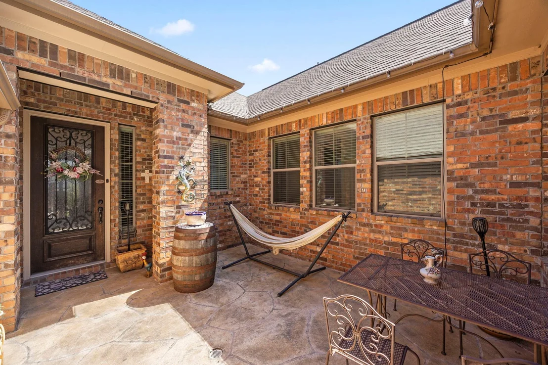 Photo of 1205 Winding Way DR