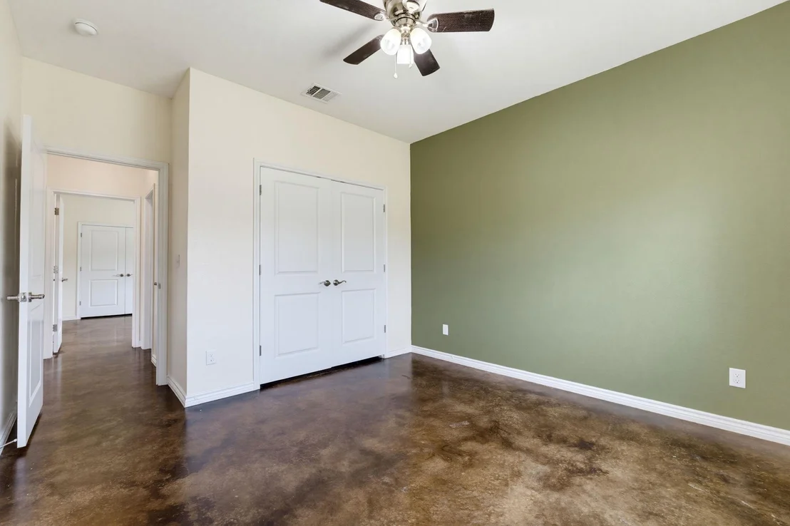 Photo of 1110 County Road 1045