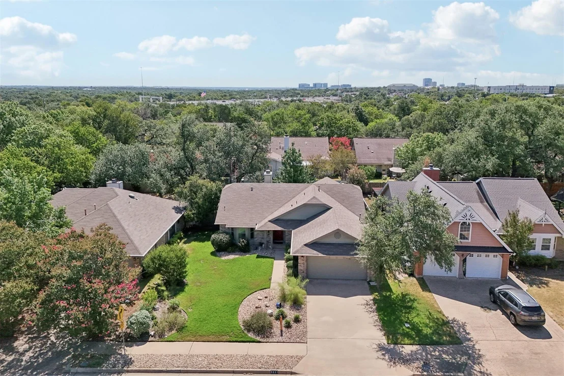 Photo of 5831 Secrest DR