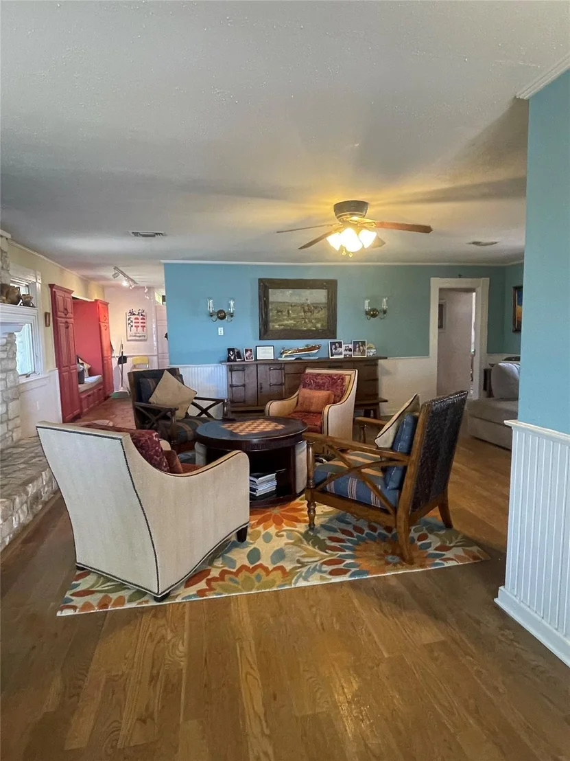 Photo of 138 Suzann LN