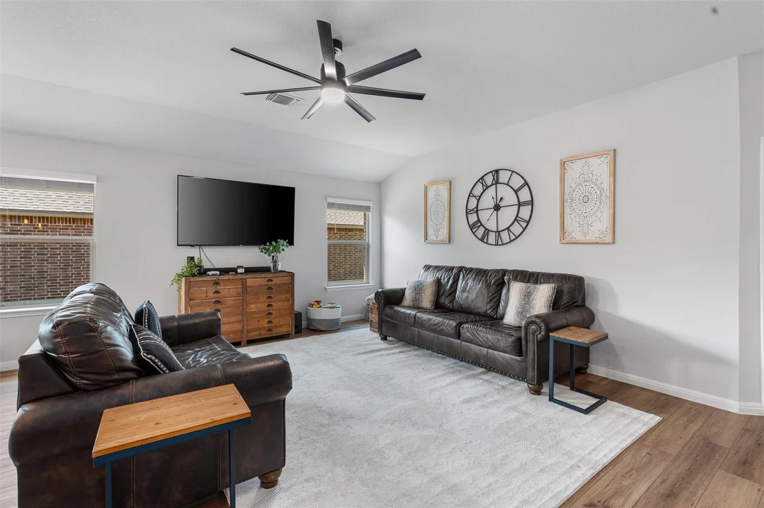 Photo of 125 Cinnamon LOOP
