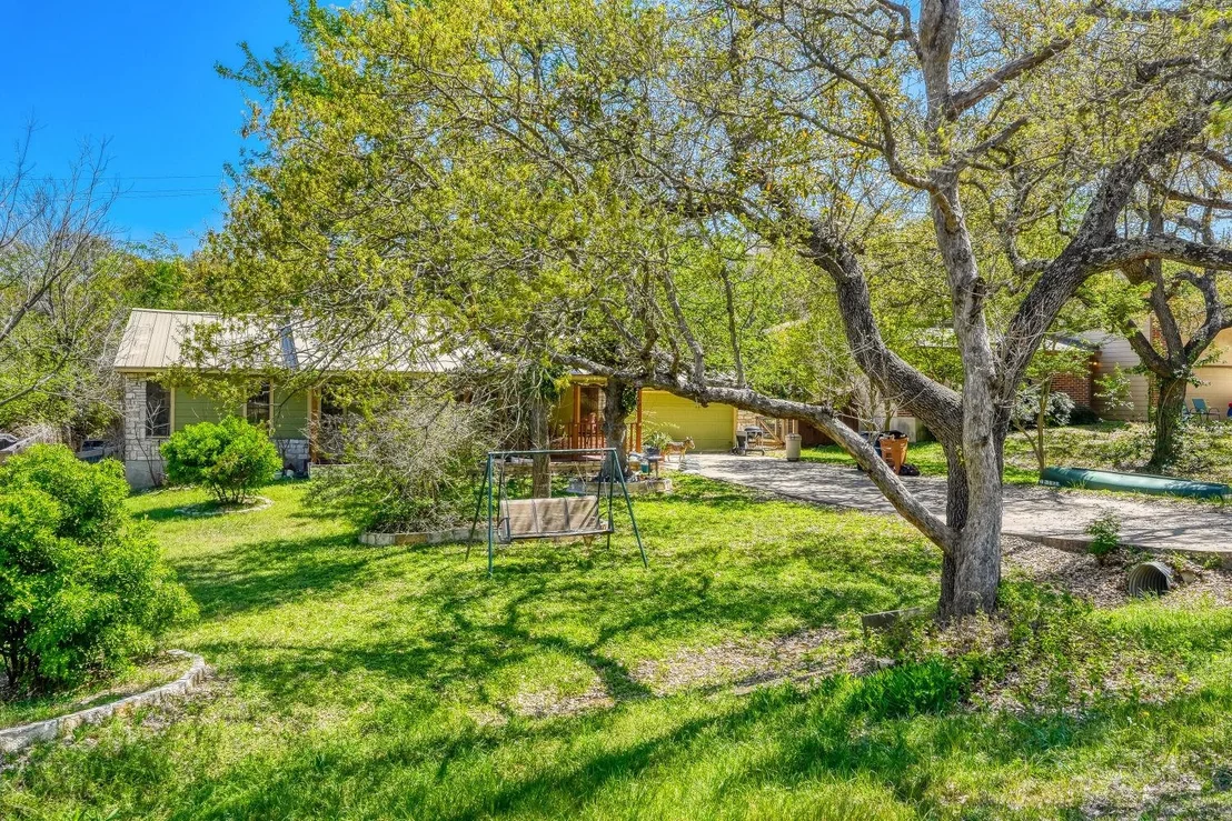 Photo of 6901 Raccoon RUN