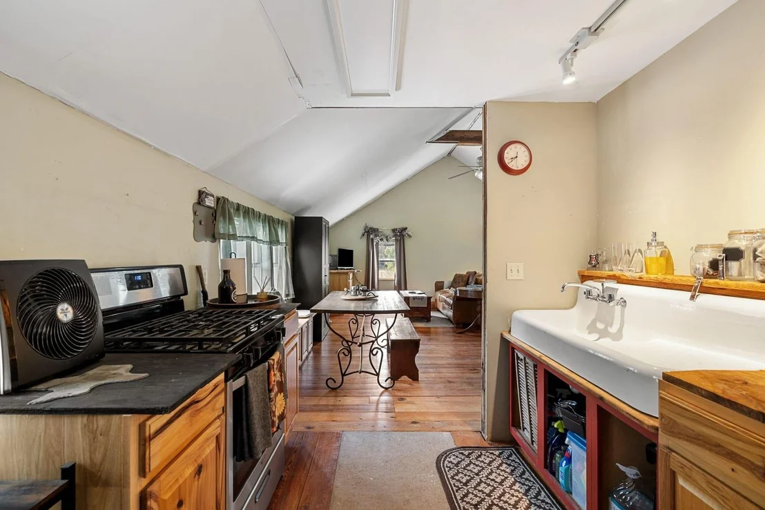 Photo of 242 Cody LN