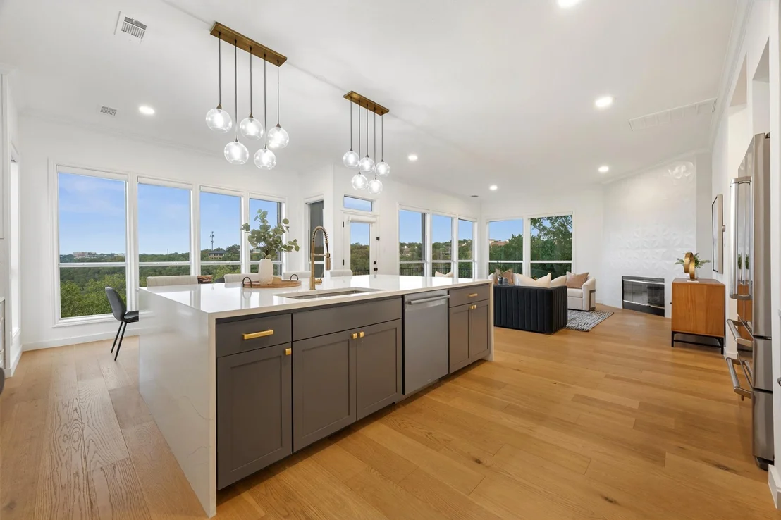 Photo of 5000 Valburn CT