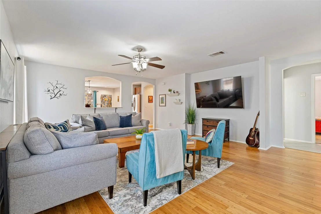 Photo of 300 Carolyns WAY
