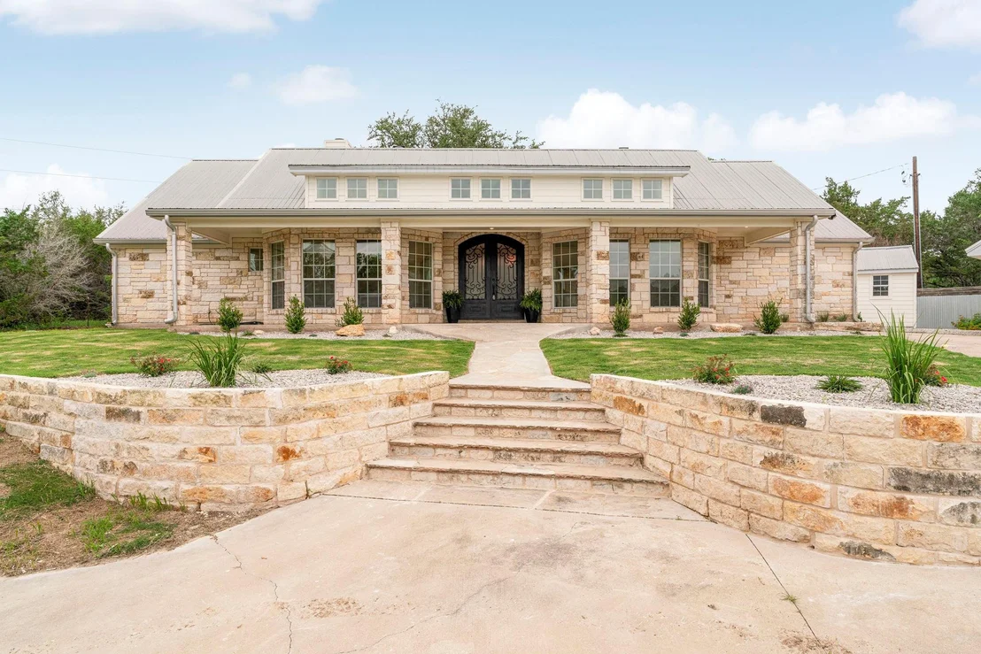 Photo of 1129 Cedar Pass RD