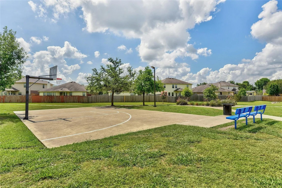 Photo of 18616 Blue Pond DR