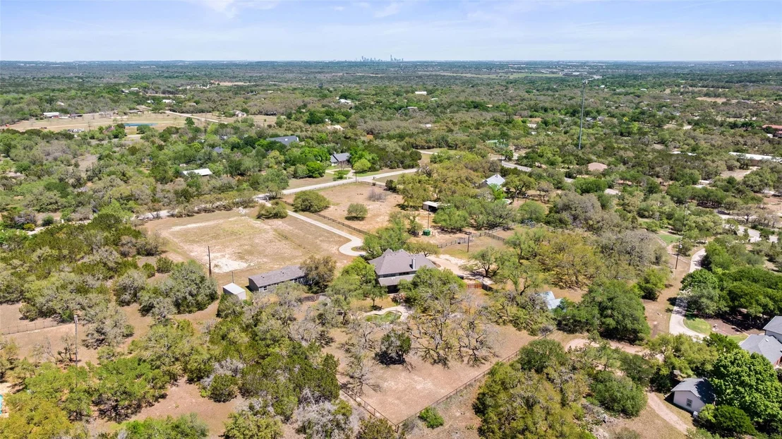 Photo of 815 Elliott Ranch RD