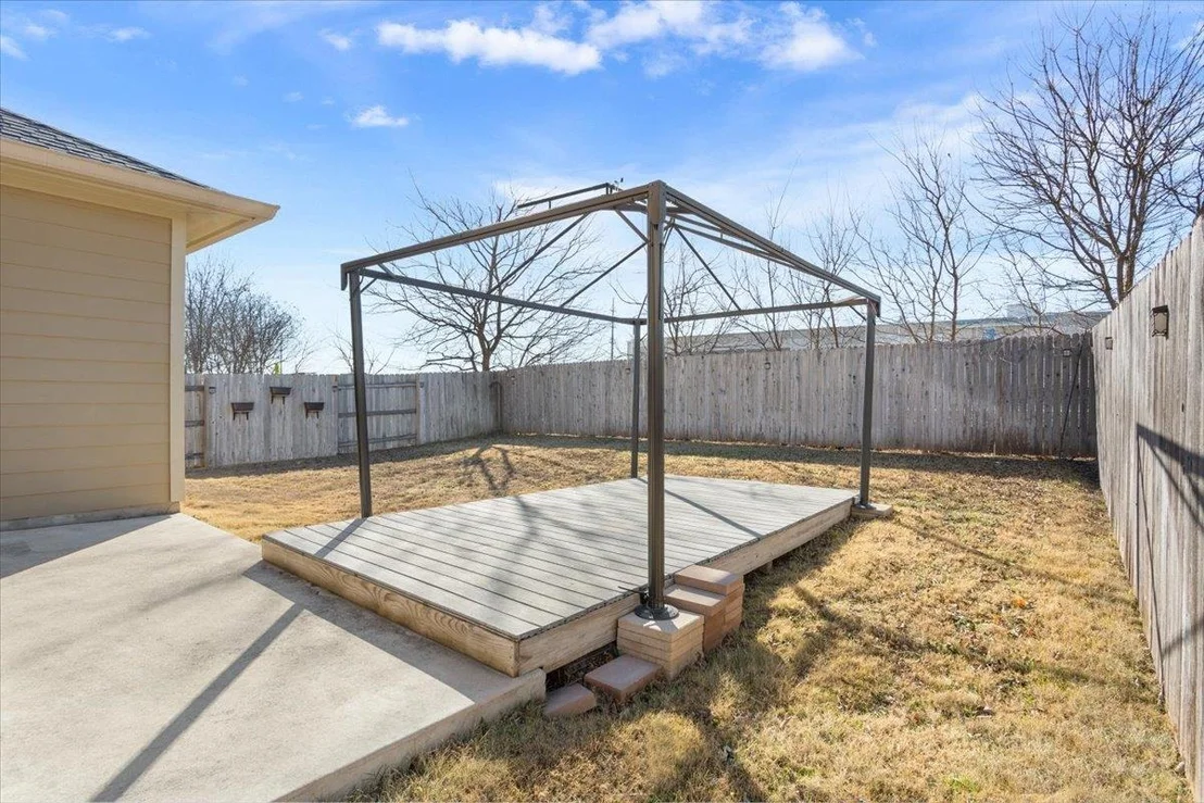 Photo of 1024 Chad LOOP