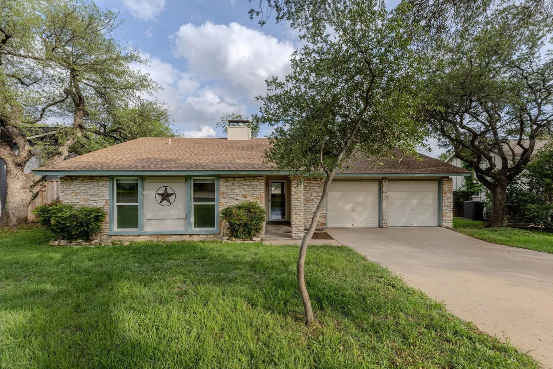 Photo of 11707 Shoshone DR