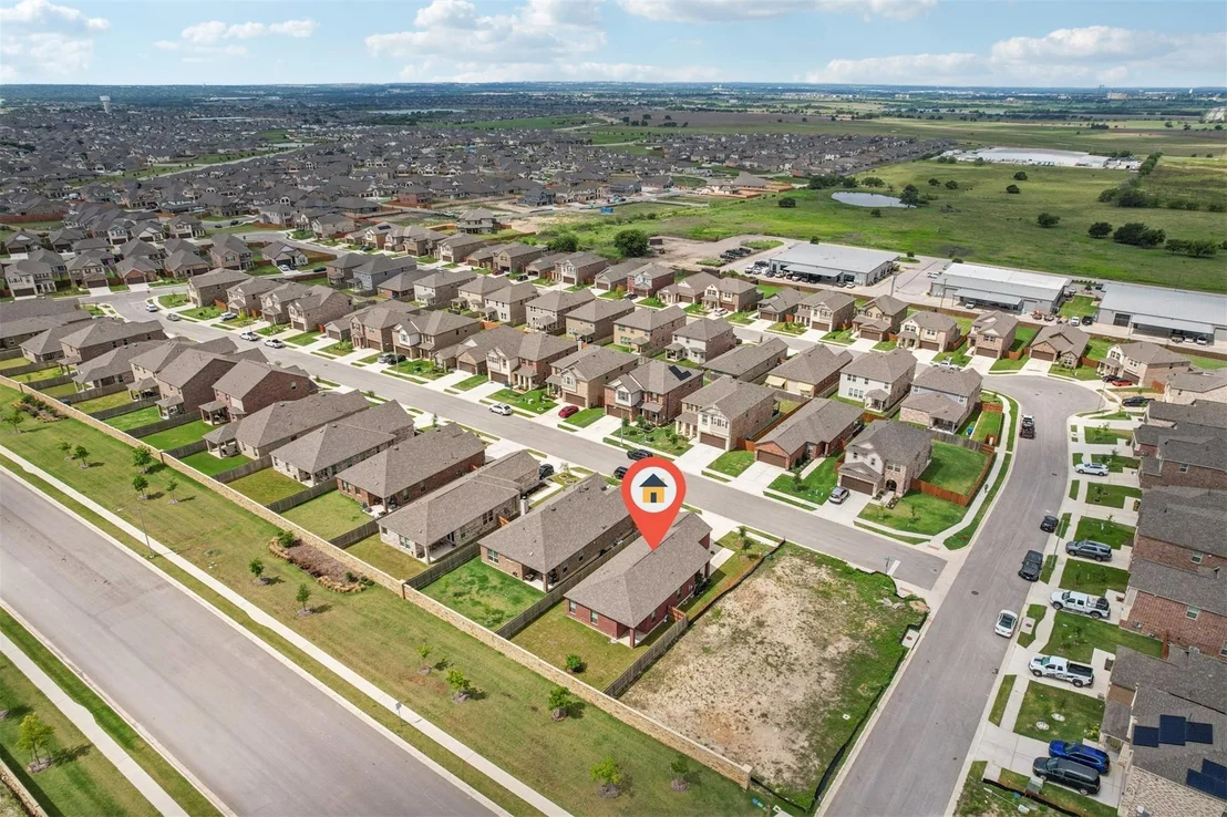 Photo of 3955 La Contenta LN