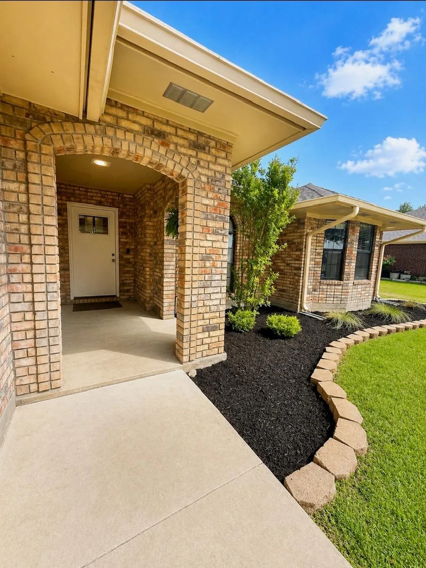 Photo of 405 Erie DR