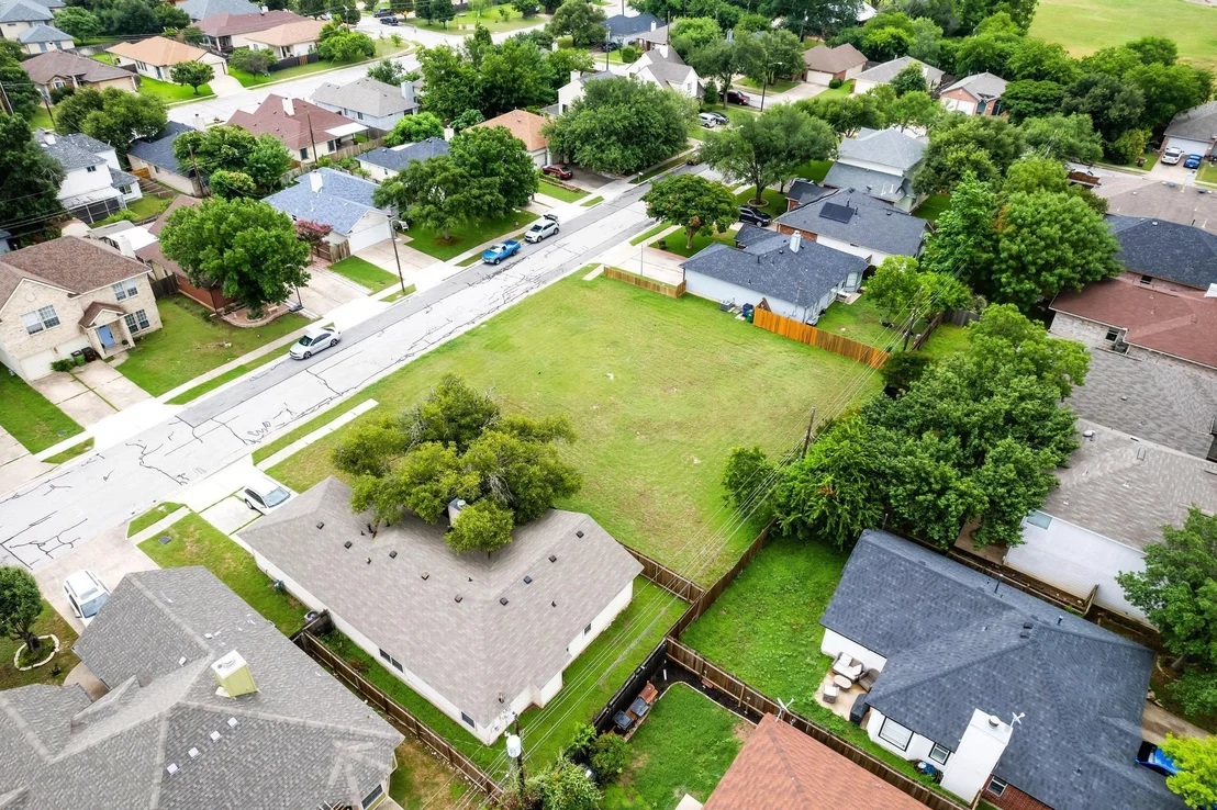 Photo of 1602 Cindy CT