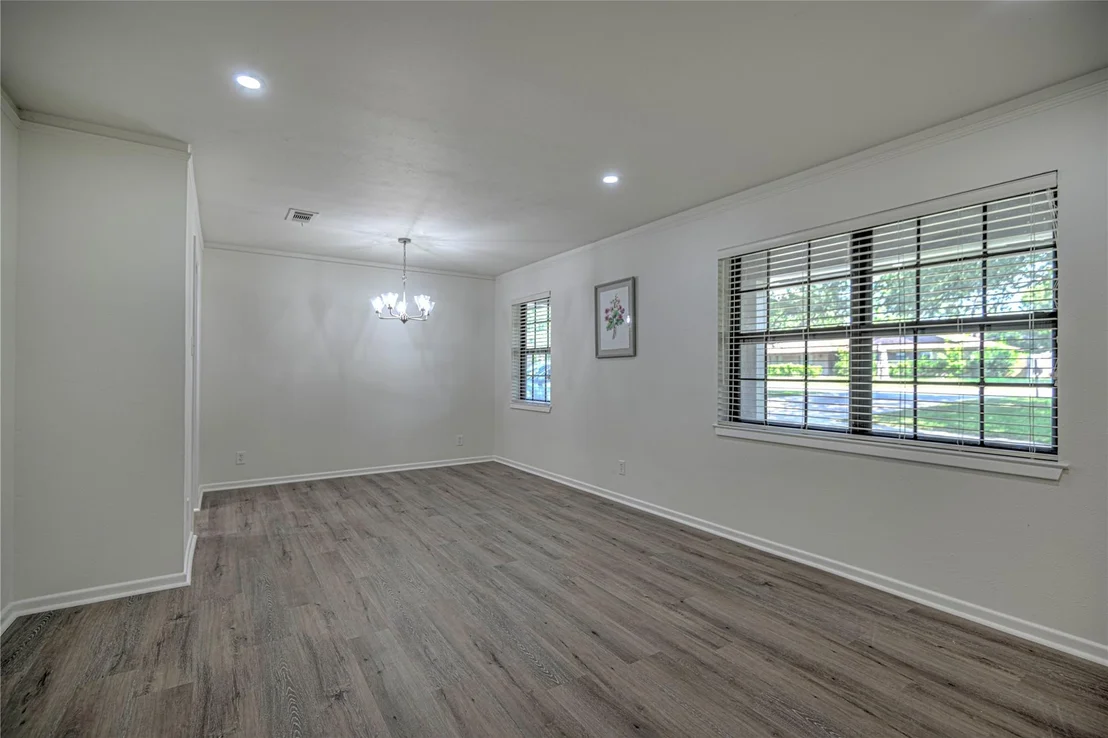 Photo of 3110 Hemlock BLVD