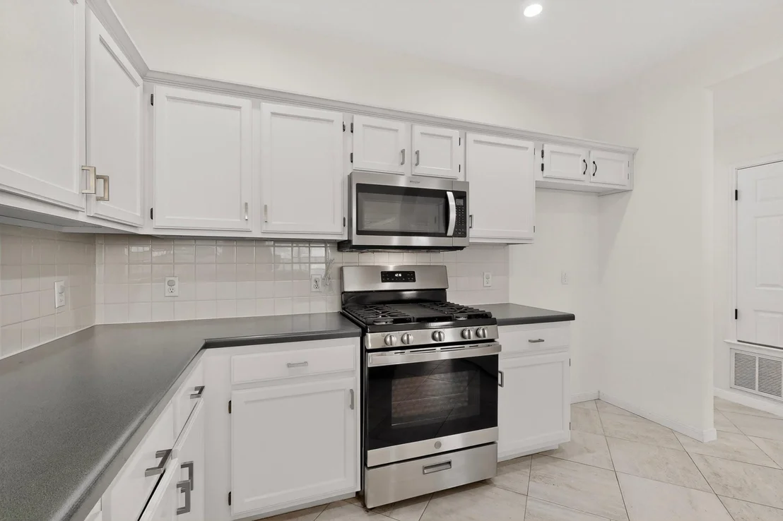 Photo of 4628 Hoffman DR