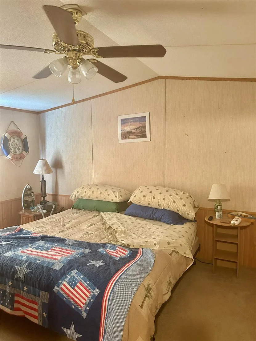 Photo of 204 N 4th ST