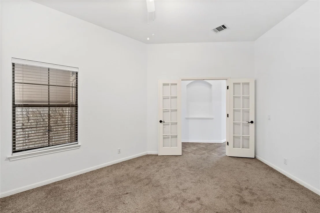 Photo of 250 Maeves WAY