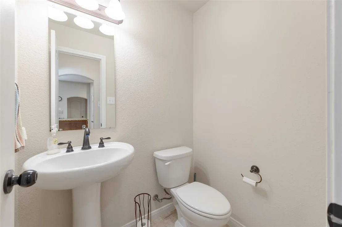 Photo of 770 Green Acres