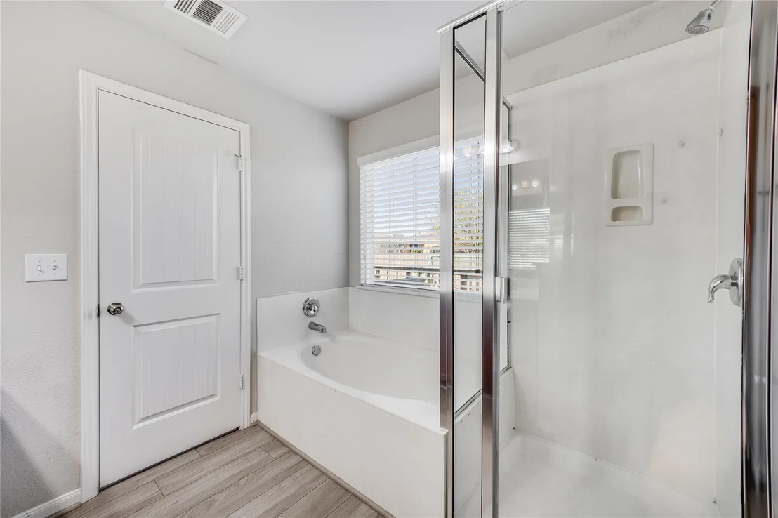 Photo of 704 Mitchell DR