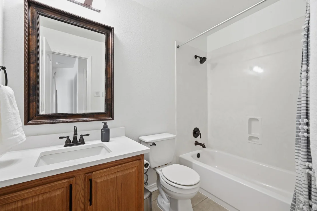 Photo of 1118 Giberson WAY