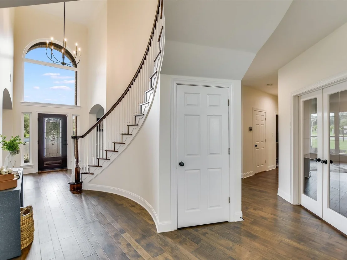 Photo of 2222 Hamlet CIR